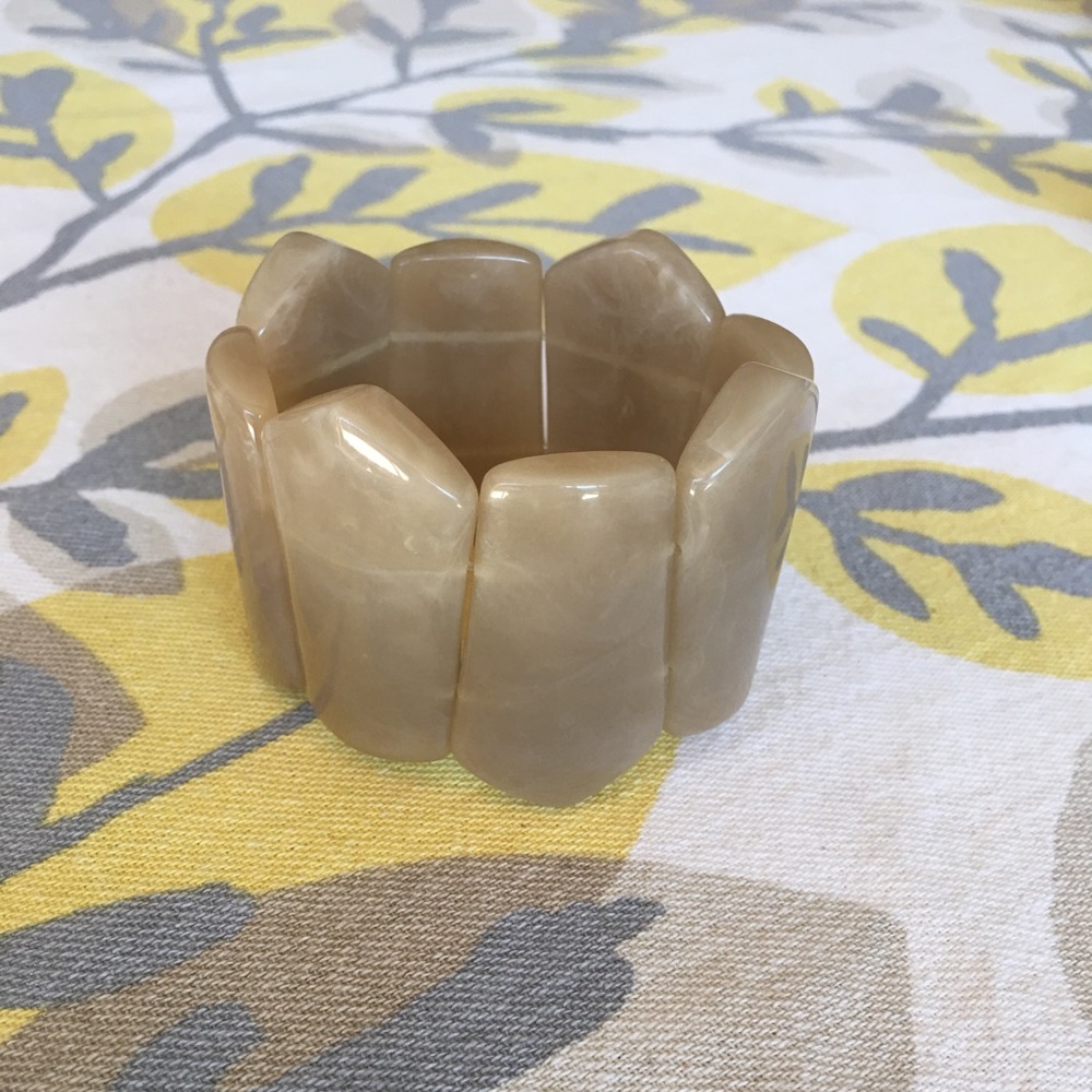 Banana Republic tan bracelet- elastic slip on.
